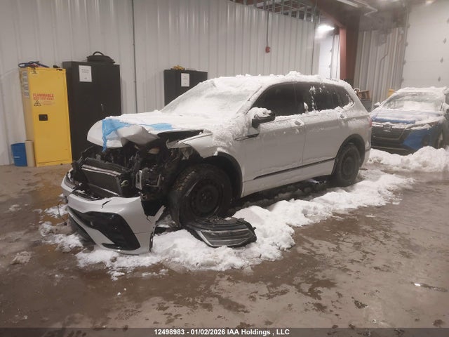 12498983 :رقم المزاد ، 3VV8B7AX6PM080544 vin ، 2023 Volkswagen Tiguan Se R-line Black مزاد بيع