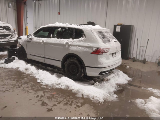 12498983 :رقم المزاد ، 3VV8B7AX6PM080544 vin ، 2023 Volkswagen Tiguan Se R-line Black مزاد بيع