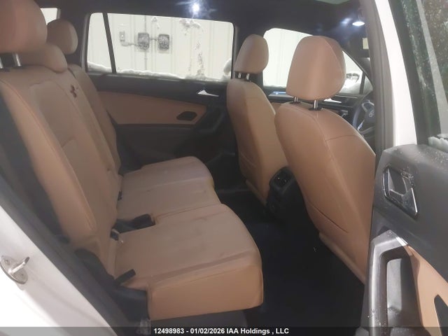 12498983 :رقم المزاد ، 3VV8B7AX6PM080544 vin ، 2023 Volkswagen Tiguan Se R-line Black مزاد بيع