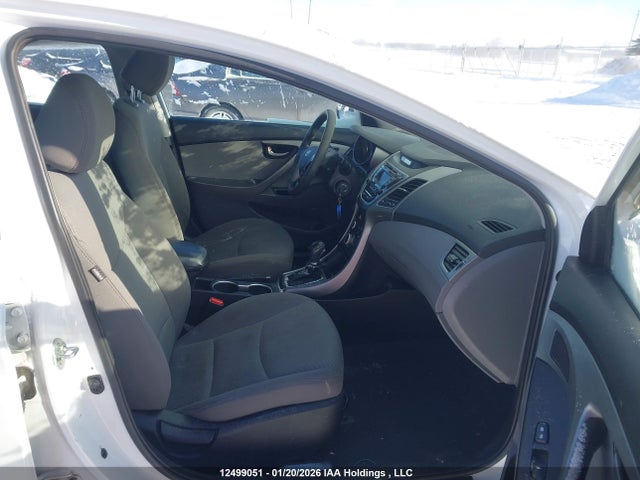 5NPDH4AE5GH794387 Hyundai Elantra Le-r
