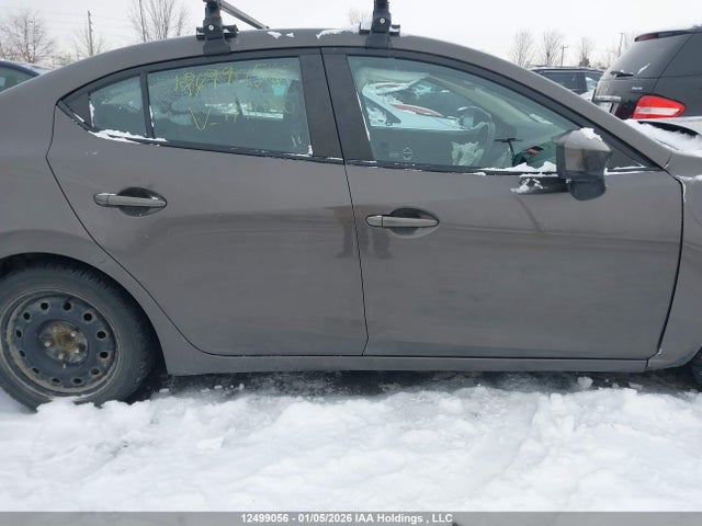 JM1BM1U72E1177080 Mazda MAZDA3