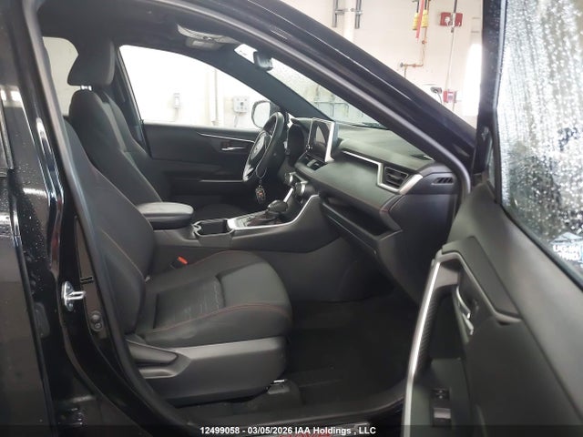 Toyota Rav4 Prime Xse 2024 JTMGB3FV2RD230268 Image 5