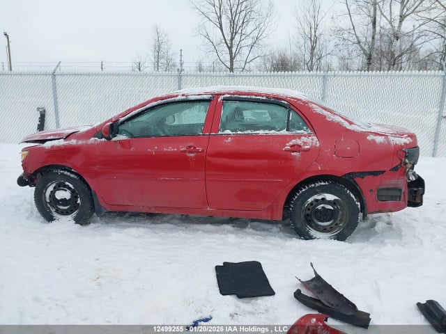 2010 Toyota Corolla Ce მანქანა იყიდება აუქციონზე, vin: 2T1BU4EEXAC353698, აუქციონის ნომერი: 12499255