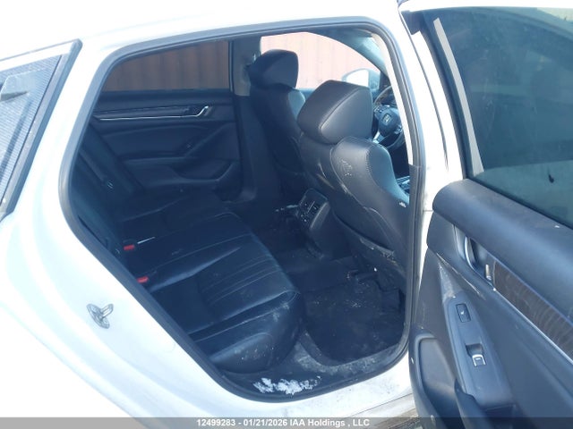 1HGCV1F94JA809122 Honda Accord Touring