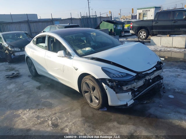 12499319 :رقم المزاد ، 5YJ3E1EB3JF109490 vin ، 2018 Tesla Model 3 مزاد بيع