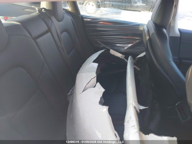 12499319 :رقم المزاد ، 5YJ3E1EB3JF109490 vin ، 2018 Tesla Model 3 مزاد بيع