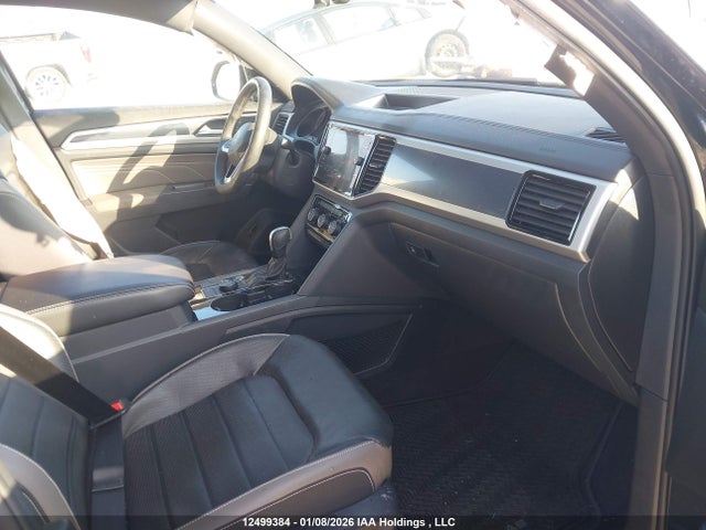 1V2BC2CAXMC227117 Volkswagen Atlas Cross Sport Sel