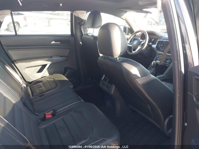1V2BC2CAXMC227117 Volkswagen Atlas Cross Sport Sel