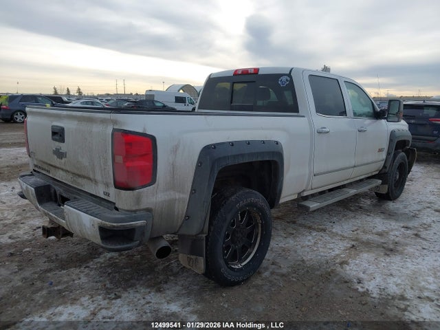 1GC1KWEY0JF227073 Chevrolet Silverado 2500hd Ltz