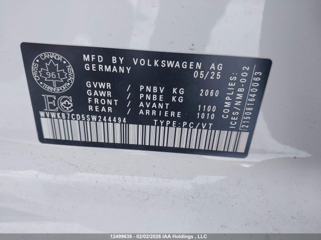 Volkswagen Golf R 2025 WVWKB7CD5SW244494 Image 9