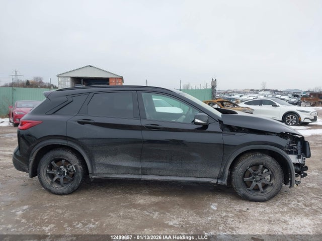 3PCAJ5FB3SF113114 Infiniti QX50