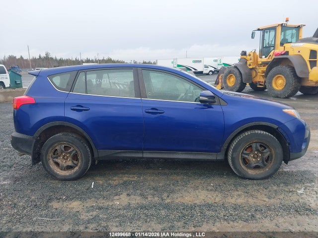 2015 Toyota Rav4 Le მანქანა იყიდება აუქციონზე, vin: 2T3BFREVXFW350725, აუქციონის ნომერი: 12499668