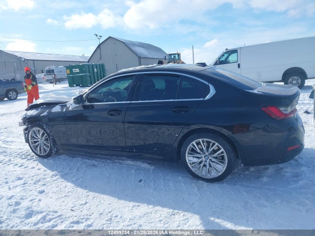 3MW89FF01P8D18516 BMW 330i Xdrive