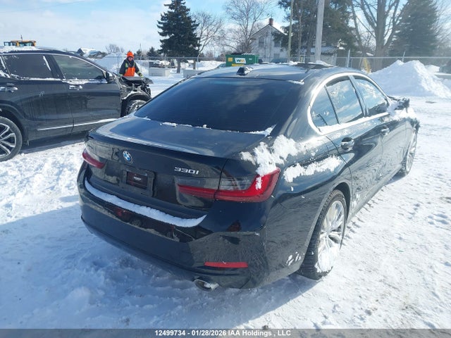 3MW89FF01P8D18516 BMW 330i Xdrive