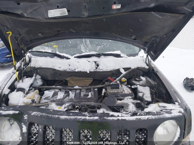1C4NJRAB7GD632889 Jeep Patriot North