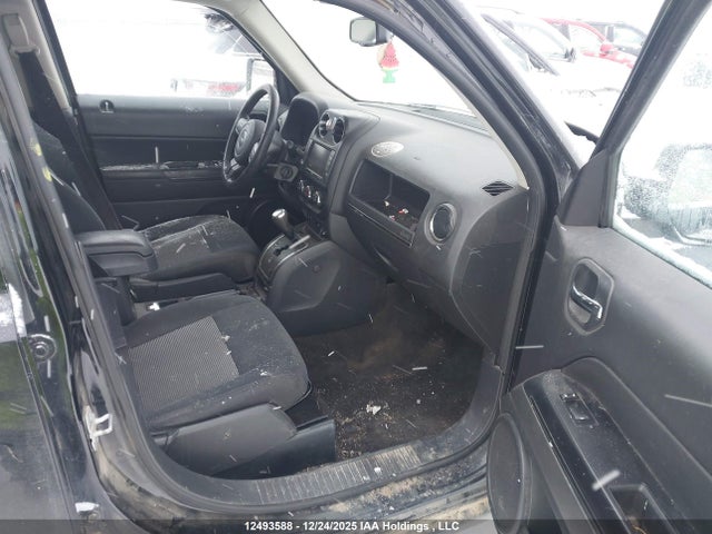 1C4NJRAB7GD632889 Jeep Patriot North