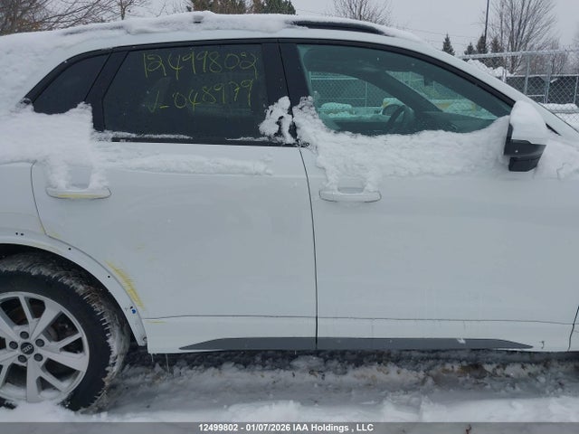 12499802 :رقم المزاد ، WA1DECF36R1048979 vin ، 2024 Audi Q3 45 Komfort مزاد بيع