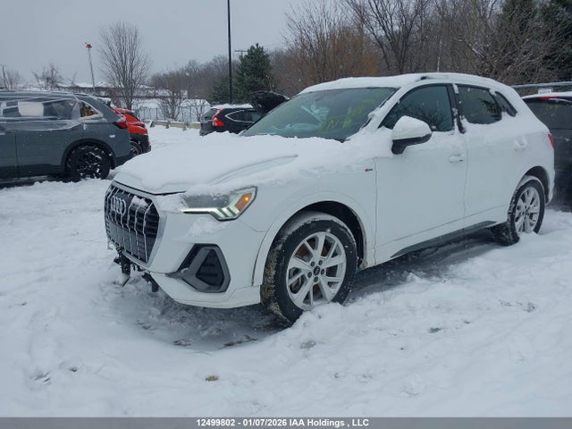 12499802 :رقم المزاد ، WA1DECF36R1048979 vin ، 2024 Audi Q3 45 Komfort مزاد بيع