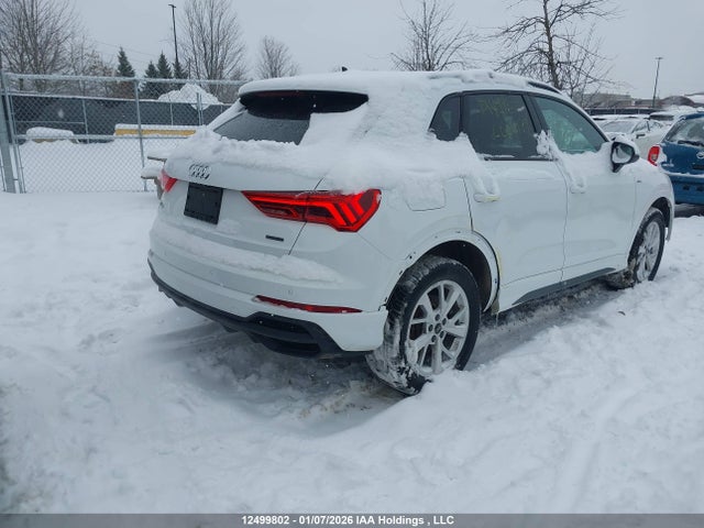12499802 :رقم المزاد ، WA1DECF36R1048979 vin ، 2024 Audi Q3 45 Komfort مزاد بيع