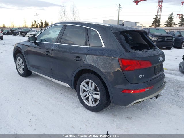 WA1ANAFY1L2098290 Audi Q5 Premium/titanium Premium