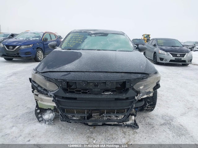 1HGCV1F1XJA809779 Honda ACCORD LX