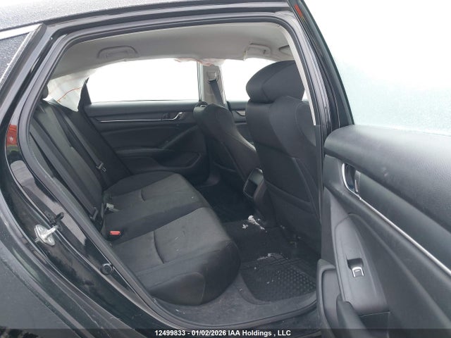 1HGCV1F1XJA809779 Honda ACCORD LX