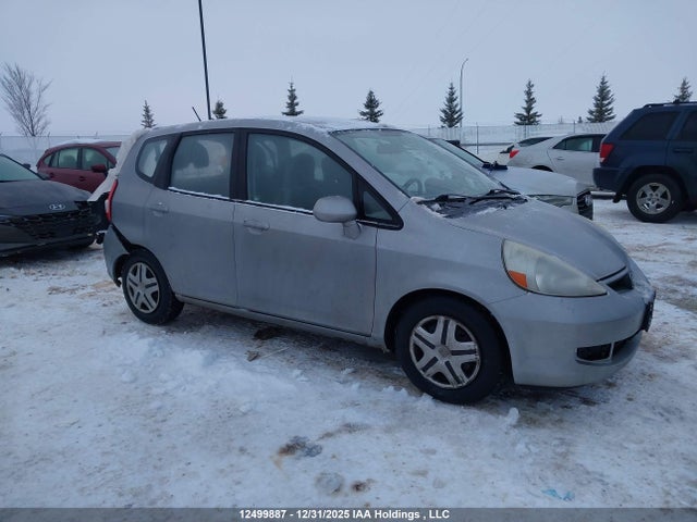 Продаж на аукціоні авто 2007 Honda Fit Lx, vin: JHMGD384X7S800135, номер лоту: 12499887