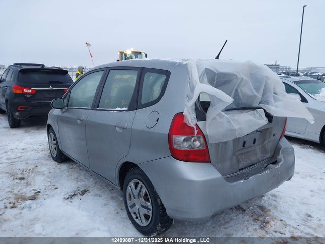 Продаж на аукціоні авто 2007 Honda Fit Lx, vin: JHMGD384X7S800135, номер лоту: 12499887