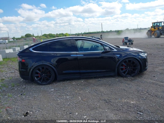 Tesla Model X 75d/p100d/p90d 2016 5YJXCBE44GF005484 Image 12