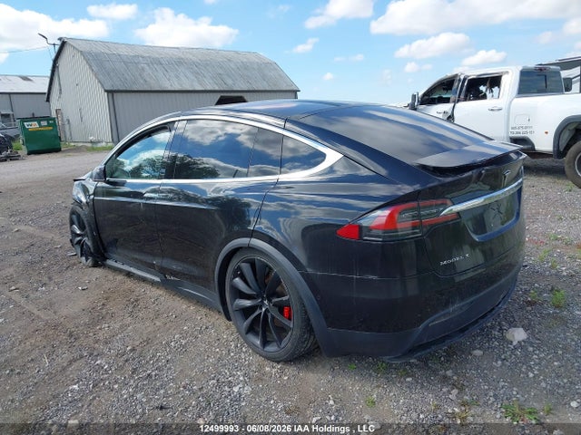 Tesla Model X 75d/p100d/p90d 2016 5YJXCBE44GF005484 Image 3