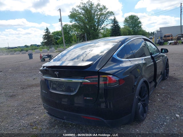 Tesla Model X 75d/p100d/p90d 2016 5YJXCBE44GF005484 Image 4