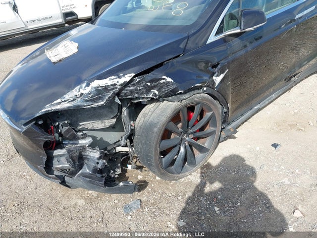 Tesla Model X 75d/p100d/p90d 2016 5YJXCBE44GF005484 Image 6