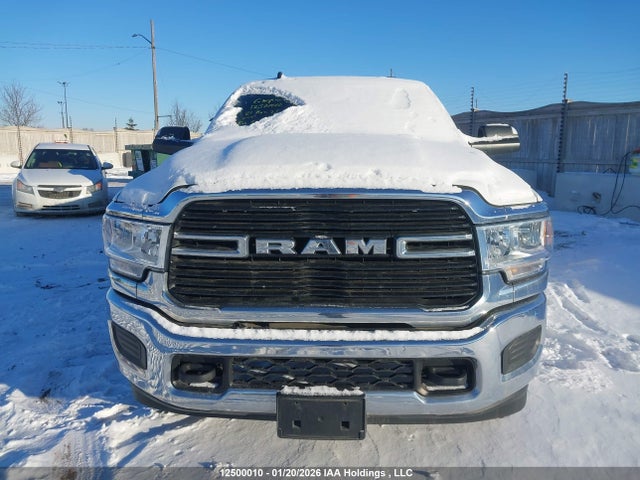 3C6UR5JJ9MG555615 RAM 2500 Big Horn
