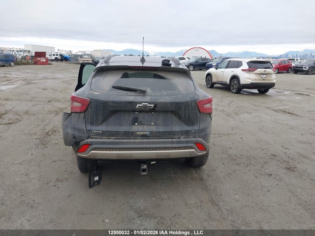 KL77LHE2XSC026151 Chevrolet TRAX 1LT