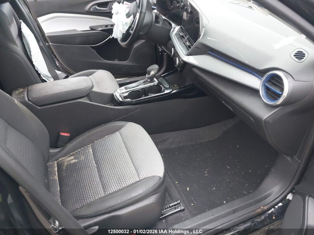 KL77LHE2XSC026151 Chevrolet TRAX 1LT