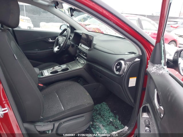 KM8K23AG0PU187738 Hyundai Kona Electric Preferred With Two-tone Roof