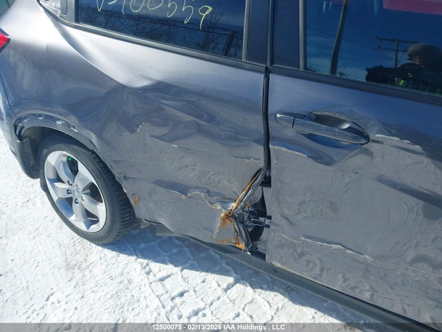 3CZRU5H38MM100559 Honda HR-V LX