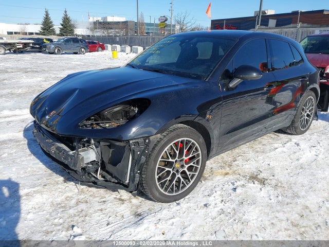 Porsche Macan 2018 WP1AB2A59JLB32953 Image 2