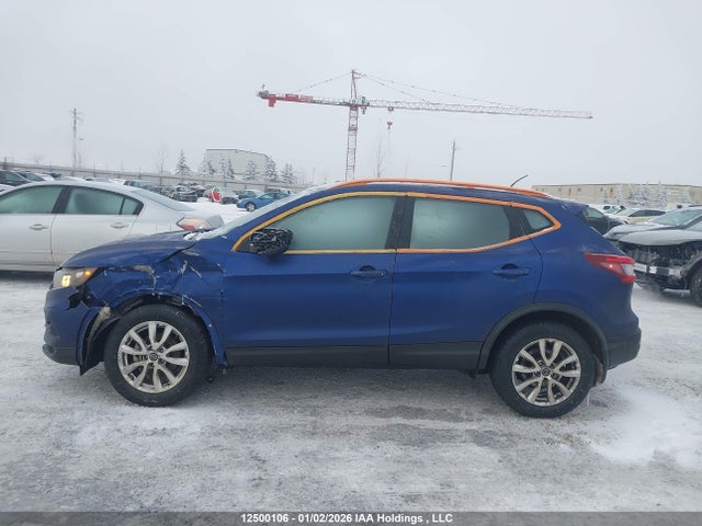 JN1BJ1CW8LW379636 Nissan Qashqai S/sl/sv