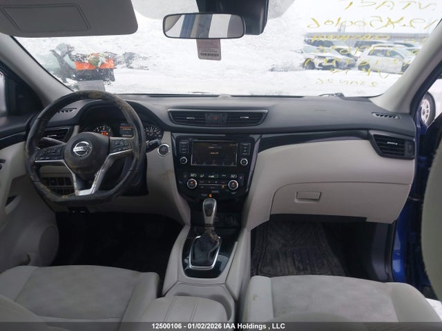 JN1BJ1CW8LW379636 Nissan Qashqai S/sl/sv