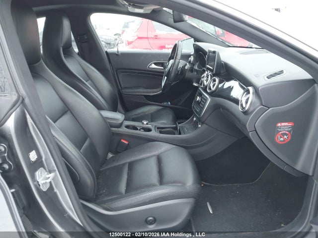 WDDSJ4GBXEN074112 Mercedes-Benz CLA 250 4MATIC