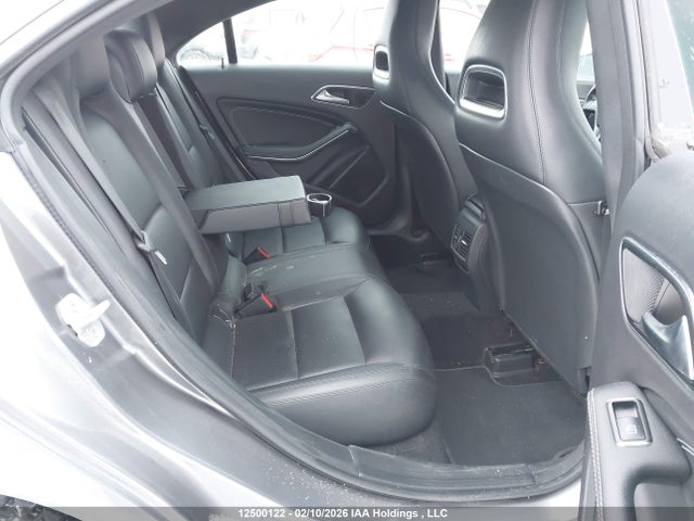 WDDSJ4GBXEN074112 Mercedes-Benz CLA 250 4MATIC