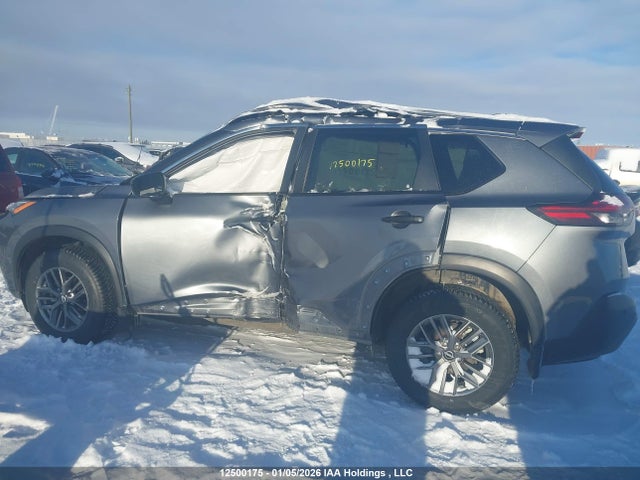 5N1AT3AB7NC670806 Nissan ROGUE S