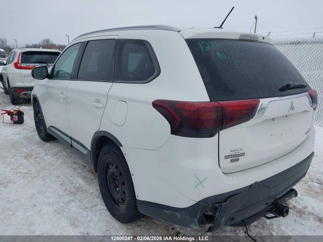 Mitsubishi Outlander Es 2016 JA4AZ2A31GZ602257 Image 3