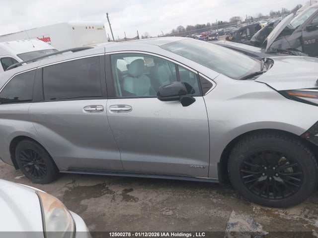 Продажа на аукционе авто 2021 Toyota Sienna Xse 7-passenger, vin: 5TDGSKFC6MS025462, номер лота: 12500278