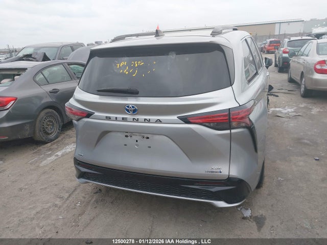Продажа на аукционе авто 2021 Toyota Sienna Xse 7-passenger, vin: 5TDGSKFC6MS025462, номер лота: 12500278