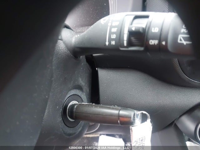 Продажа на аукционе авто 2024 Hyundai Venue, vin: KMHRB8A34RU291810, номер лота: 12500300