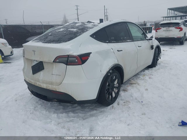 7SAYGDEE4RF100615 Tesla Model Y