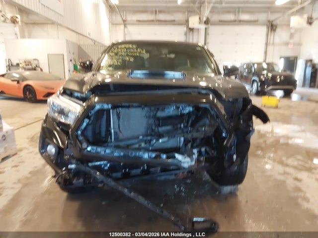 5TFDZ5BN6GX005752 Toyota Tacoma Dbl Cab/sr5/trd Sport/or
