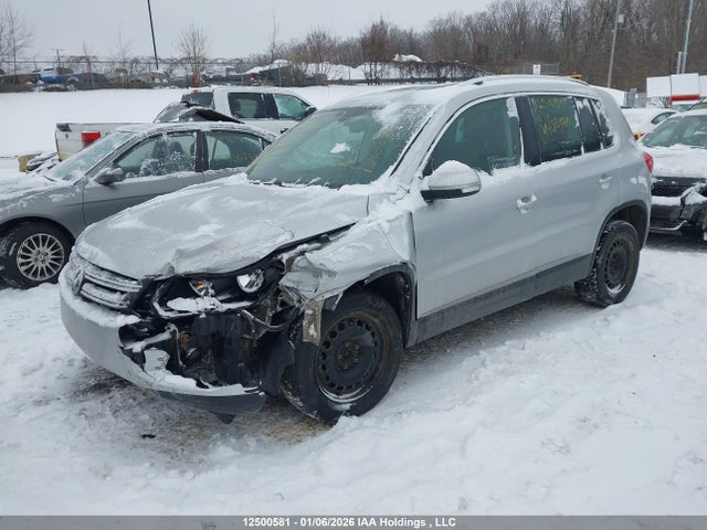 WVGMV7AX2HK039711 Volkswagen Tiguan